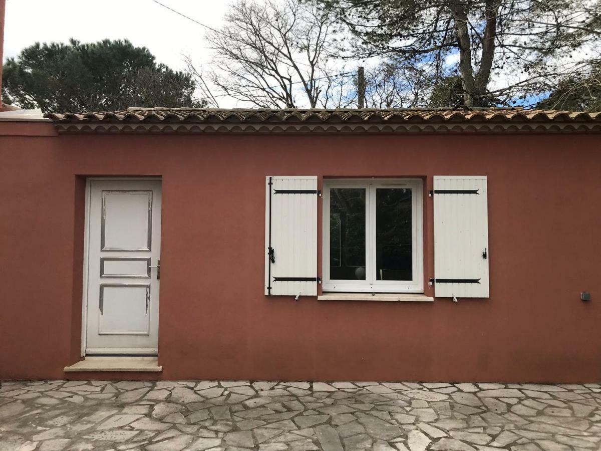 Studio Independant Calme Pas Loin Du Centre Ним Экстерьер фото
